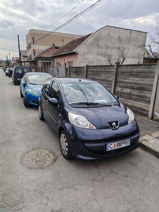 Peugeot 107  1.0