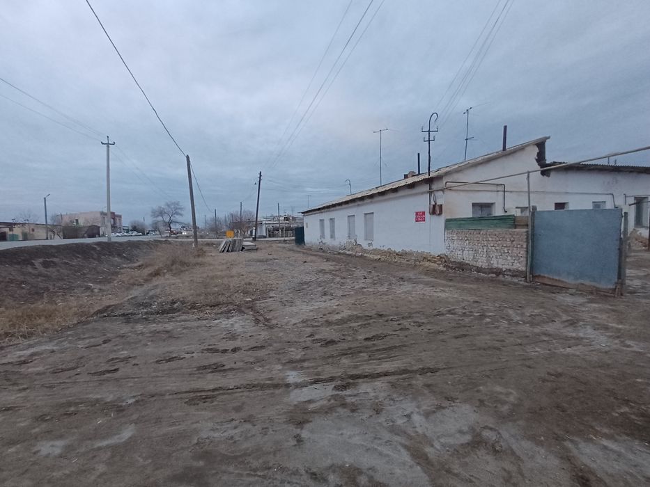 Жолдын бойындагы жай сатылады