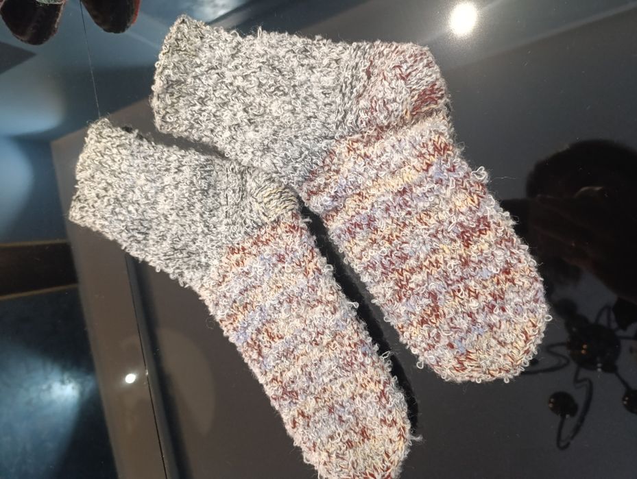 Вязаные шерстяные носки и тапочки для мужчин, женщин и детей