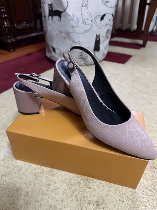 Дубленка Пальто обувь платье