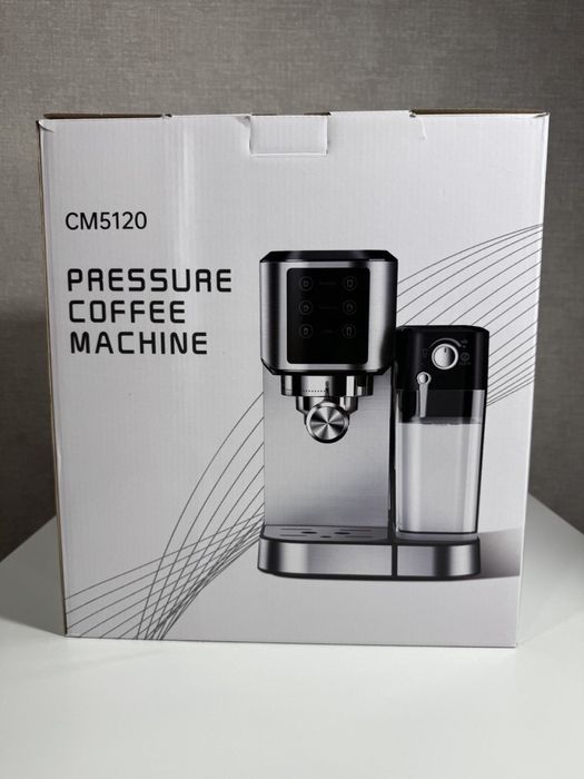 Кофемашина автоматическая, рожковая