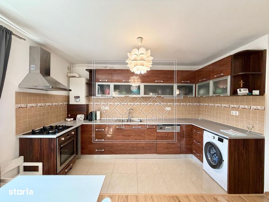 Ap modern, cu 3 camere, balcon - Zona Lazaret — fotografia 3