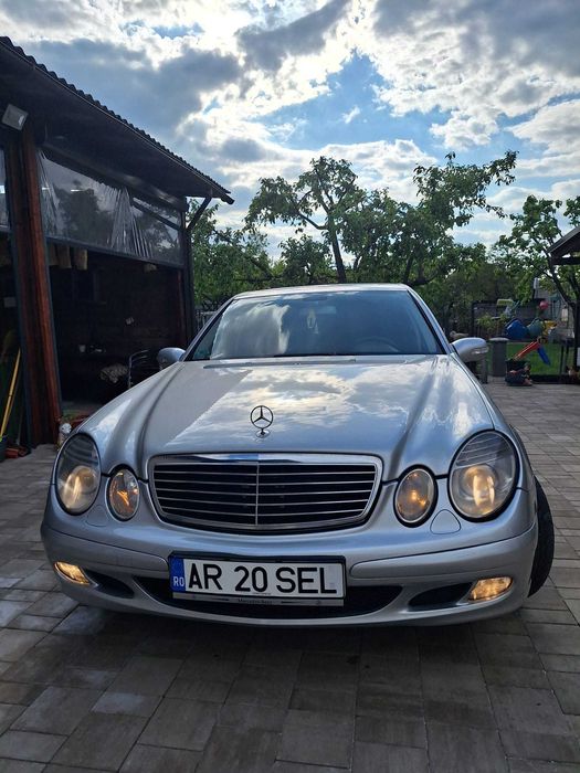 Mercedes E-Class Classic 2.2 CDi 2004
