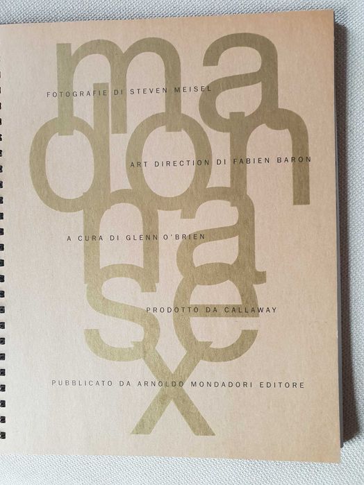 Carte “Sex” – Autor: Madonna si Steven Meisel – versiune italiana