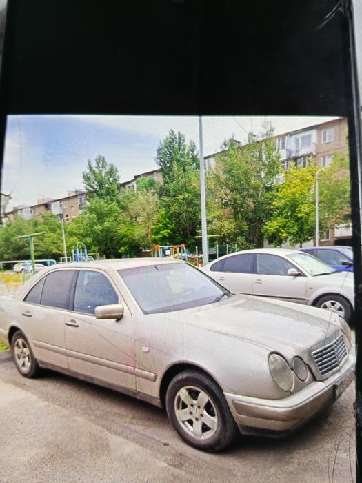 Срочно продам Мерседес