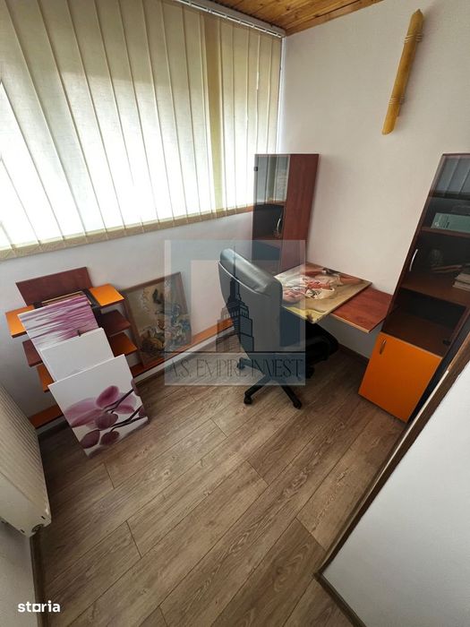 Casa /Villa 3 camere mobilata/utilata - zona Centrul Civic