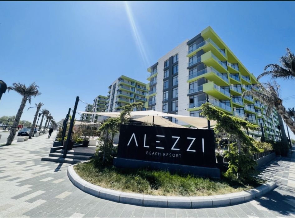 Alezzi Resort  Mamaia Nord  Cazare la Mare