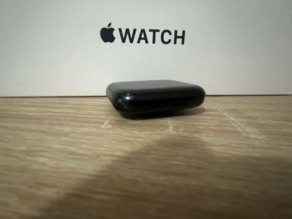 Apple Watch SE3 (2025)