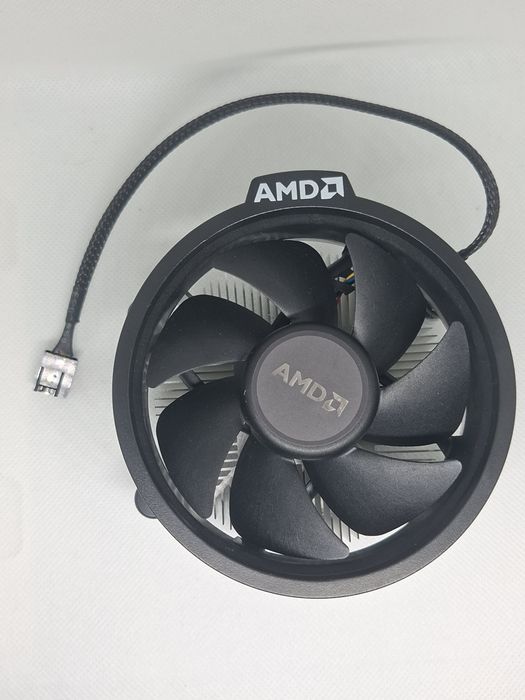 Vănd procesor amd ryzen 5 2600