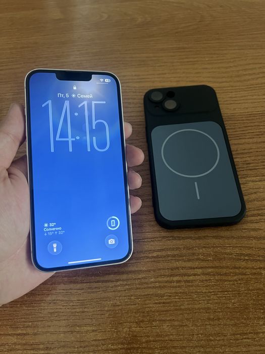 iPhone 13  128 gb
