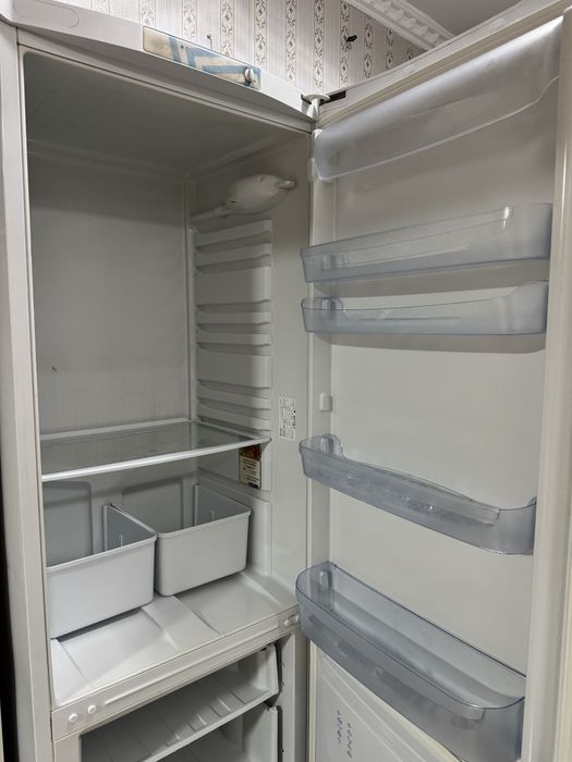 холодильник Indesit