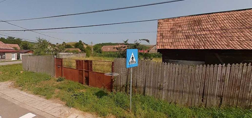 De vanzare teren de 2160 mp-utilitati-acces 2 strazi  in Cerghid