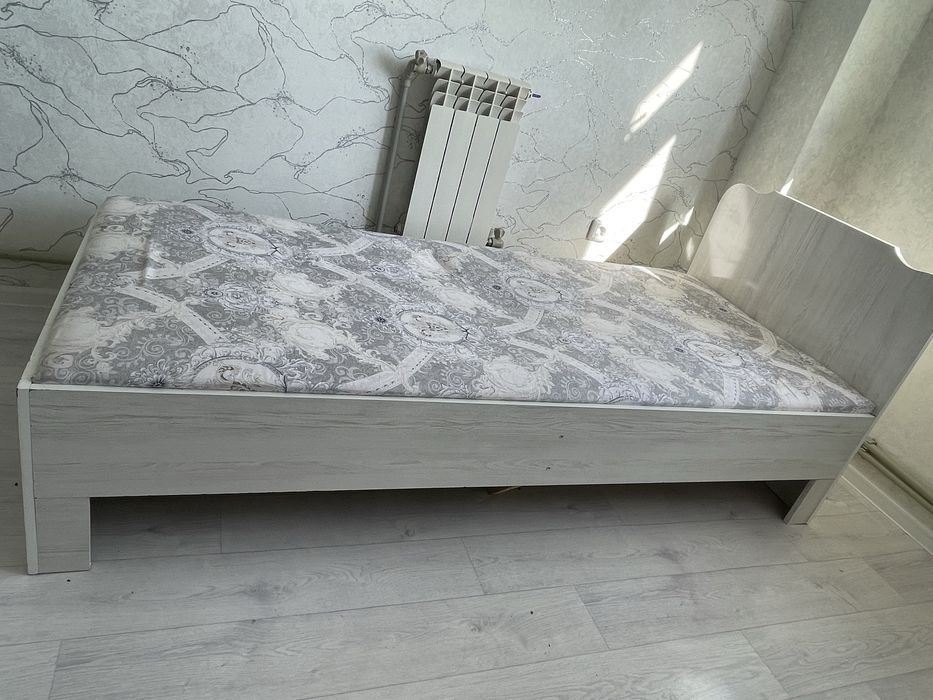 Кровать односпальная