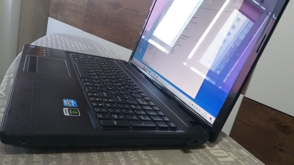 Продам ноутбук Lenovo