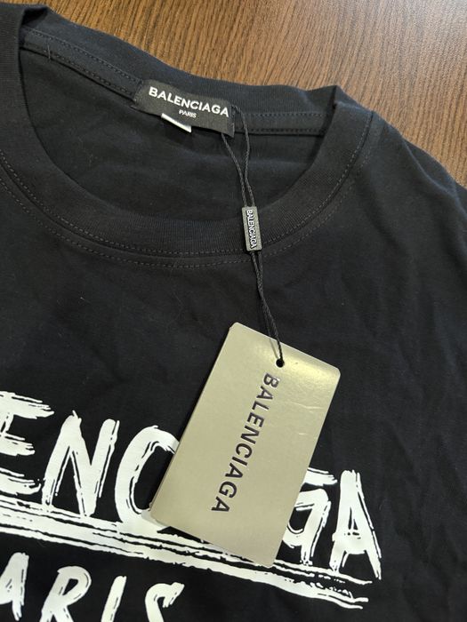 Тениска Balenciaga