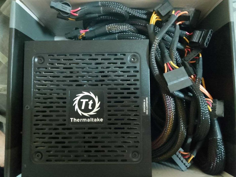 Блок питания Thermaltake toughpower gx1 700w