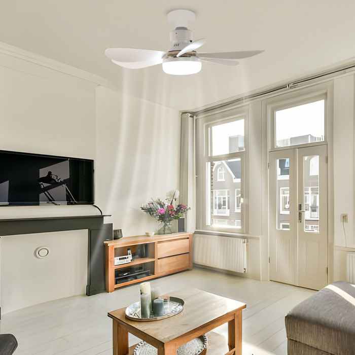 Модерна вентилаторна лампа с форма на цвете, LED осветление,