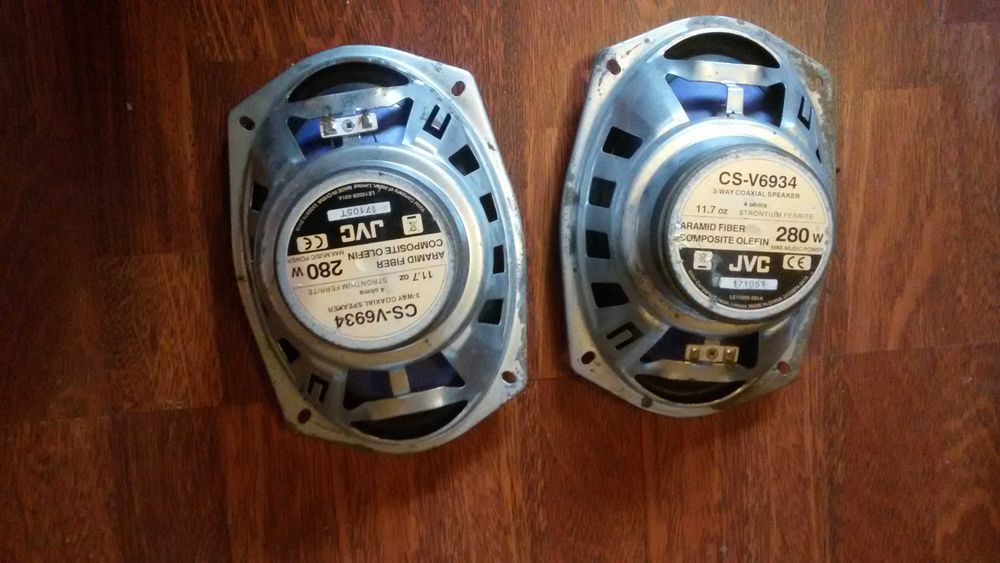 boxe auto jvc 280w