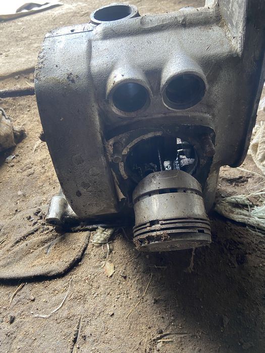 Продам запчасти мото урал