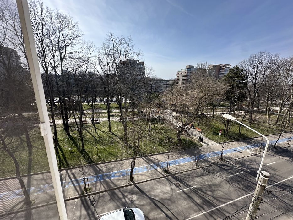 Tomis 2 camere decomandat 55 m etaj 3