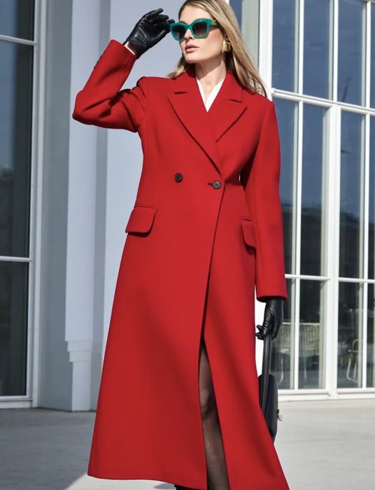 Продам пальто новое