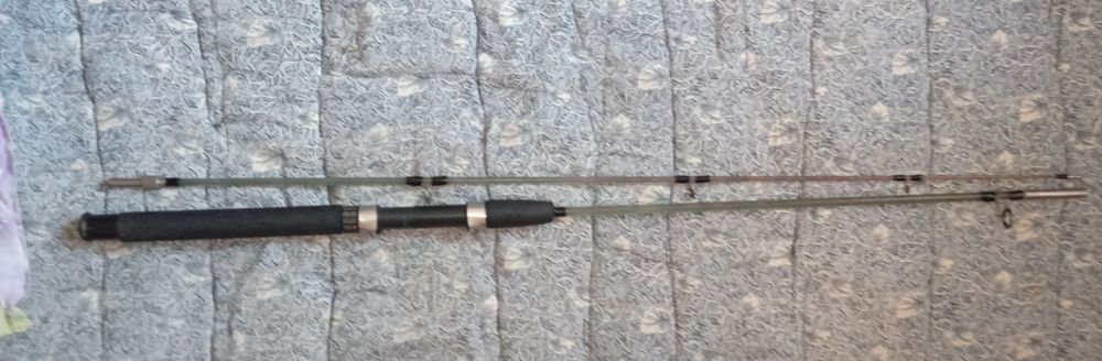 Удочки.катушки продам срочно