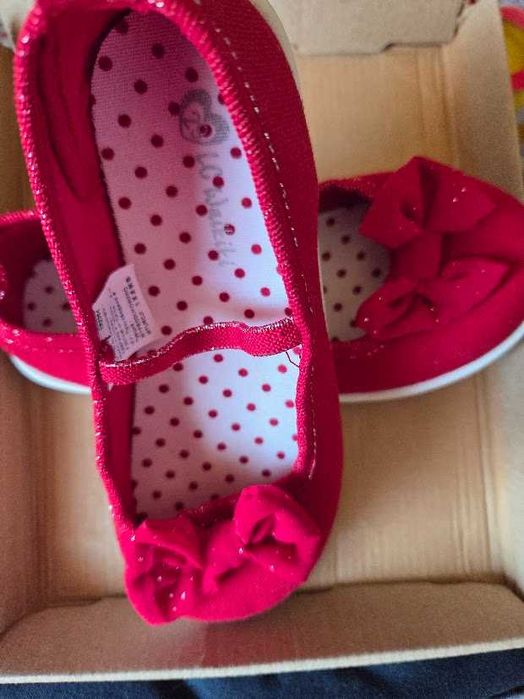 Детски леки обувки