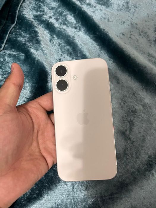 iPhone 16 с гарантией