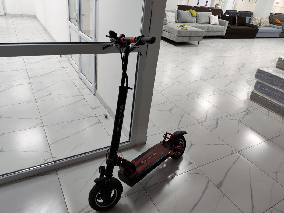 Продам электросамокат