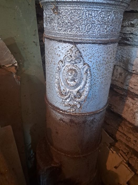 Vând sobă de fontă