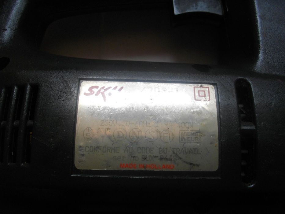 380W/400W Холандско оригинално зеге ел. вертикален прободен трион SKIL