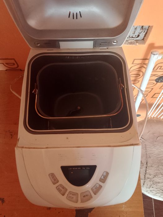 Продам хлебопечь