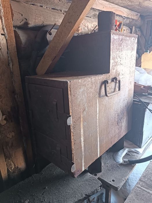 Продам железную печь.