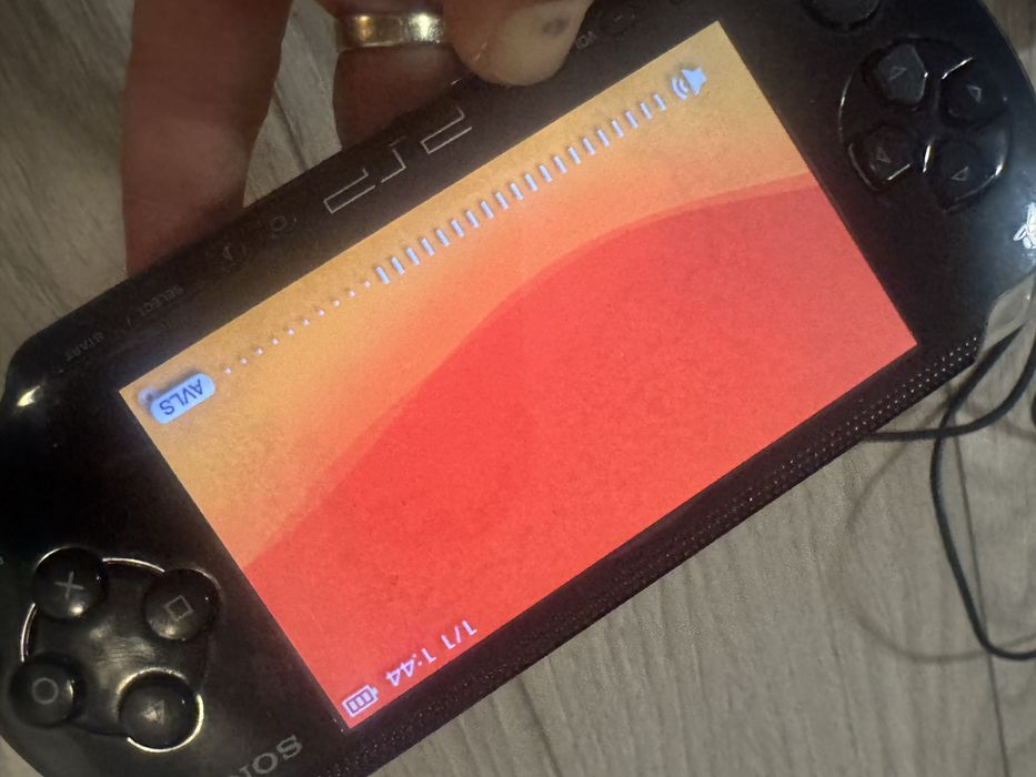 Psp 1003 cu pete pe ecran