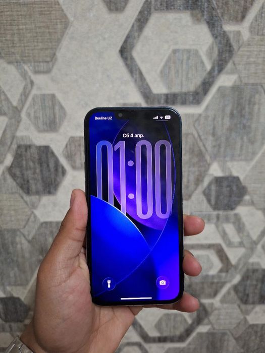 Iphone 13 xolati ideal