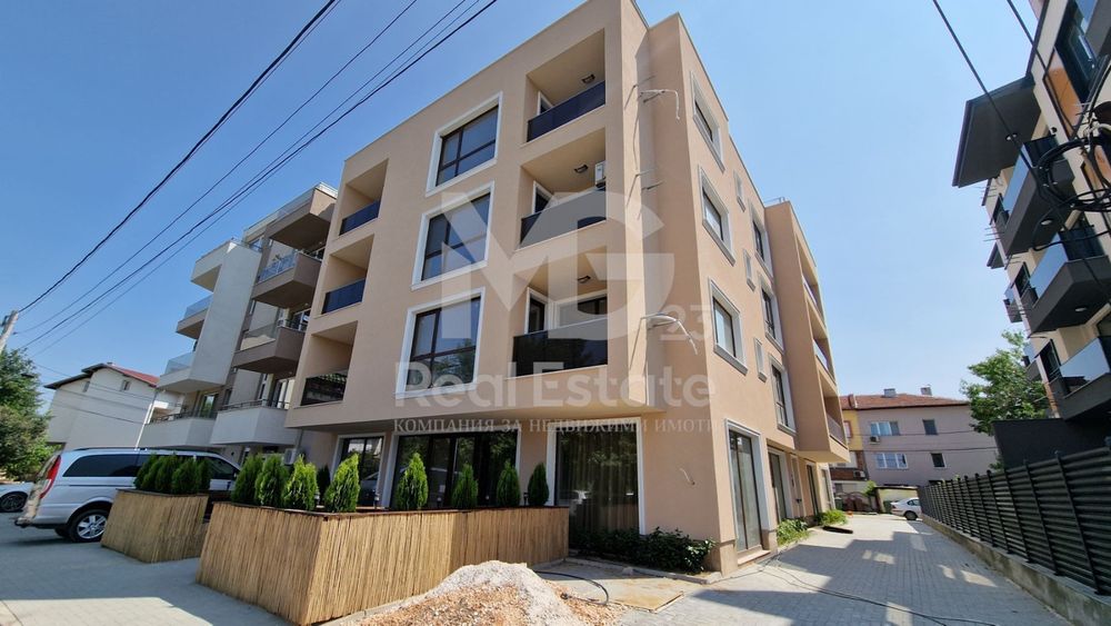 Продава се Двустаен апартамент в Пловдив, Коматево - 87 кв.м за 1303 €/кв.м - Снимка #11