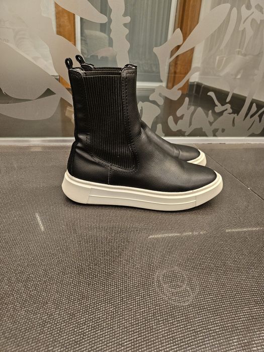 ZARA боти челси н.38