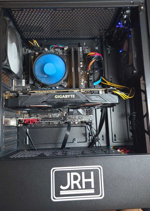PC Gaming i7-7700, GTX 1070 8g DDR5, 32GB DDR4 2400 CL14, Win11