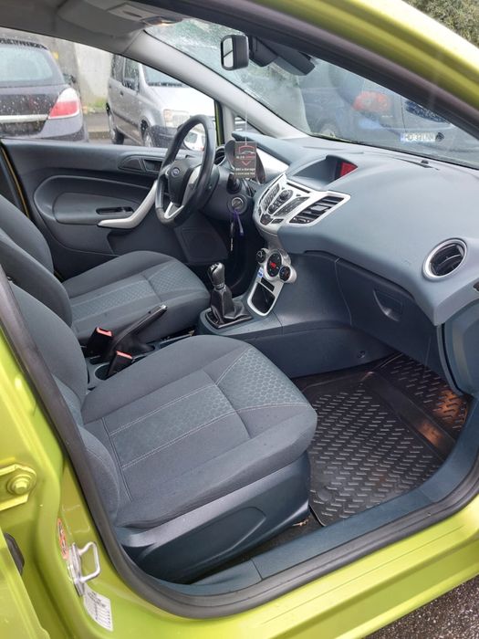 Ford Fiesta Verde 1.6 TDCI  2010