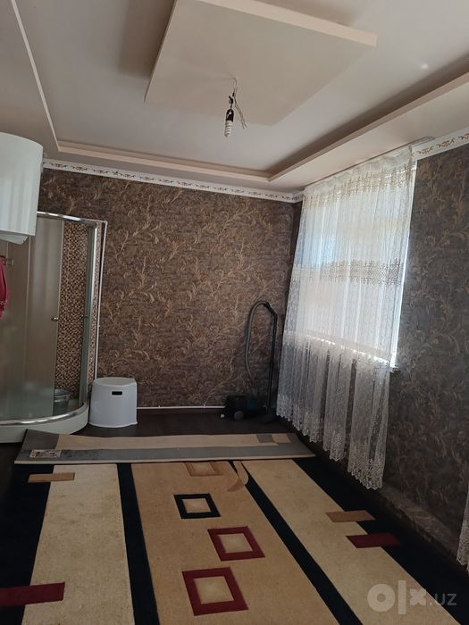 Dacha sotiladi  plem savhozdan utganda hama sharoeiti bor