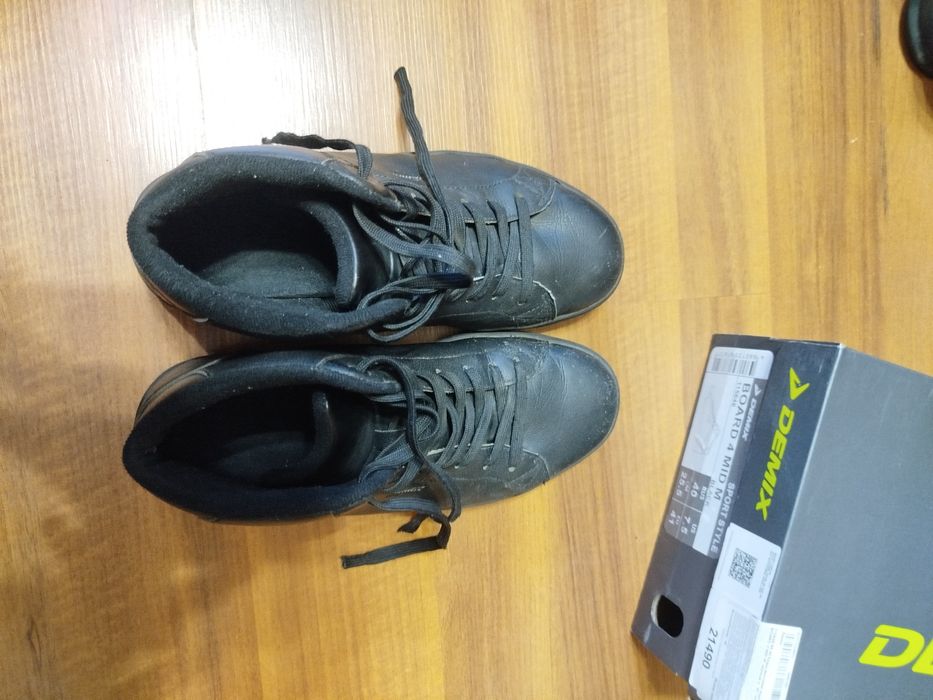 Демисизоные ботинки demix 40 размер (25,5 см)