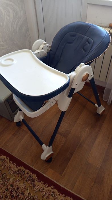 Продам стульчик для кормления