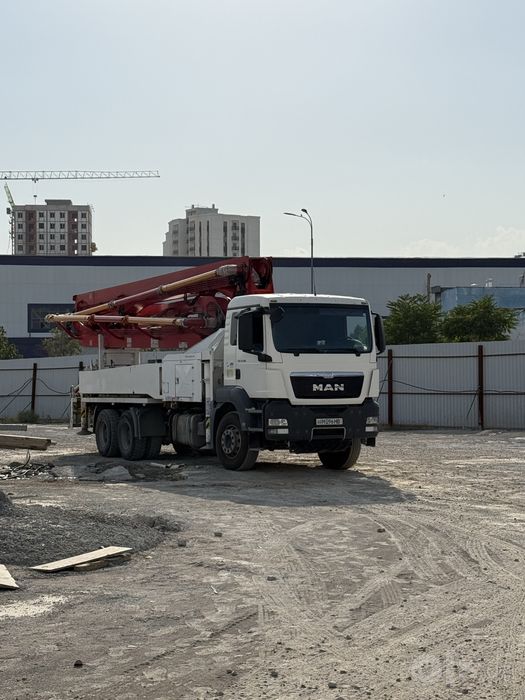Avto beton nasos sotladi