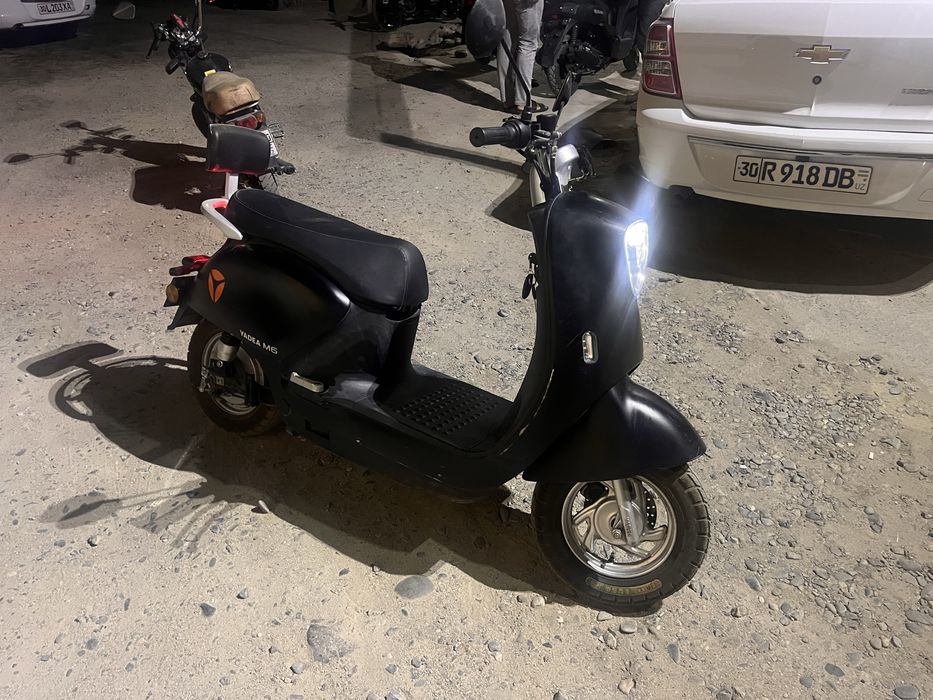 Yadea m6 metro электроскутер