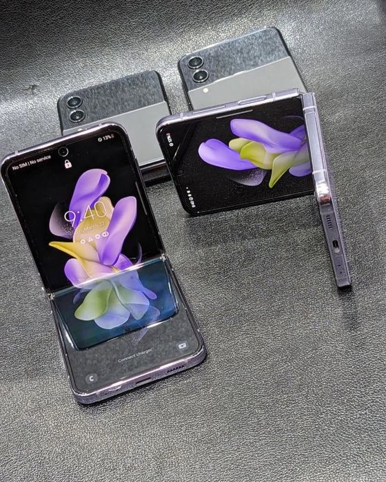 Samsung z flip 4 256gb original 99 kun Garyantta