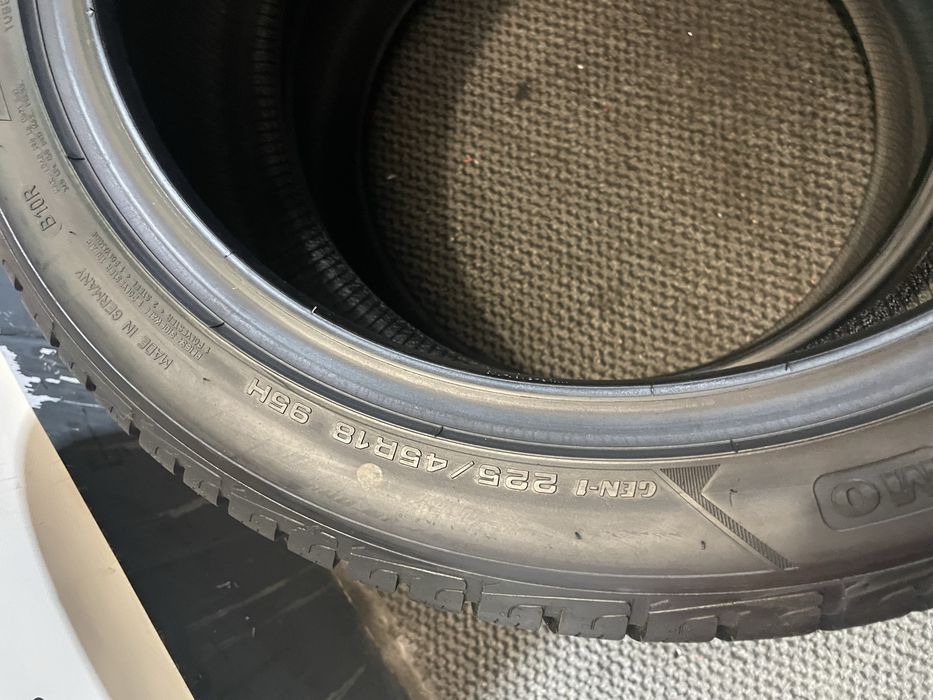 225/45 R18 95H XL MO - Goodyear UltraGrip Performance M+S Oferta