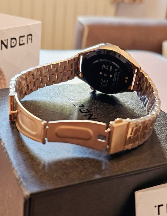 НОВ ! Луксозен Смарт Часовник - TRENDER POCH - Rose Gold  - AMOLED -  Bluetooth Разговори !
