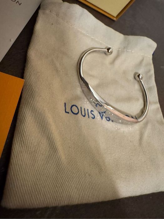 Louis Vuitton Monogram гривна – сребрист цвят