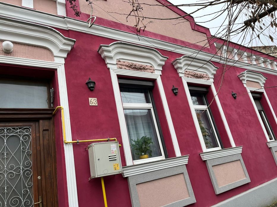 Constructii fațade, amenajări exterioare/interioare, acoperisuri Arad