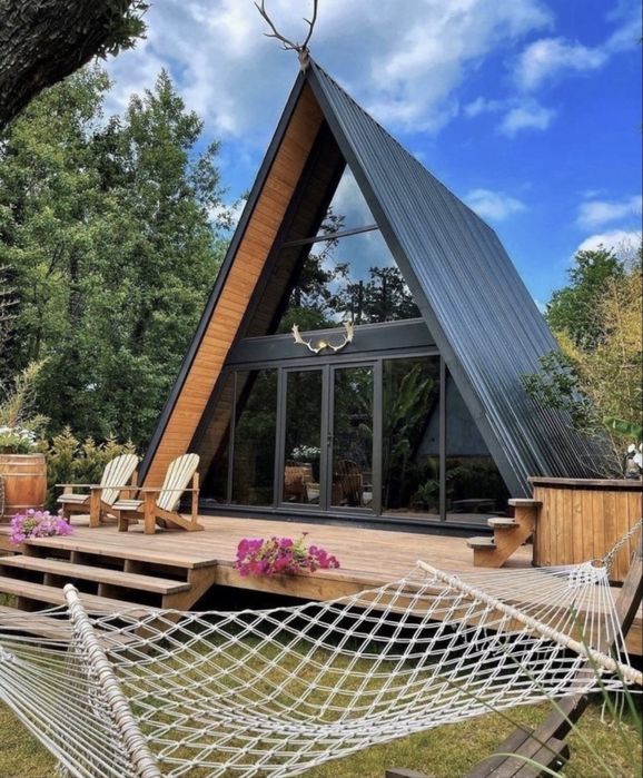 Construim cabane din lemn turistice